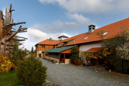 Ekofarma Upper Chrášťany