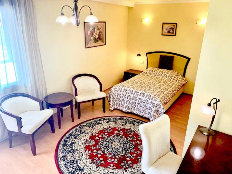 Hotel 3
