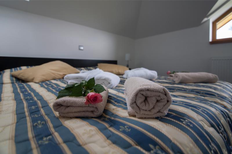 hotel_a_restaurace_krusnohorsky_dvur_-_romanticky_balicek.jpg