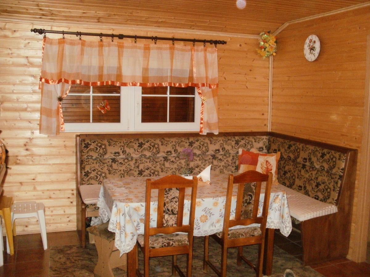 Holiday home (bungalow) indoor swimming-pool